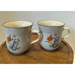 2 Vintage Newcor Cup Mug Stoneware Thailand Fowers Coffee Tea Excellent Cond